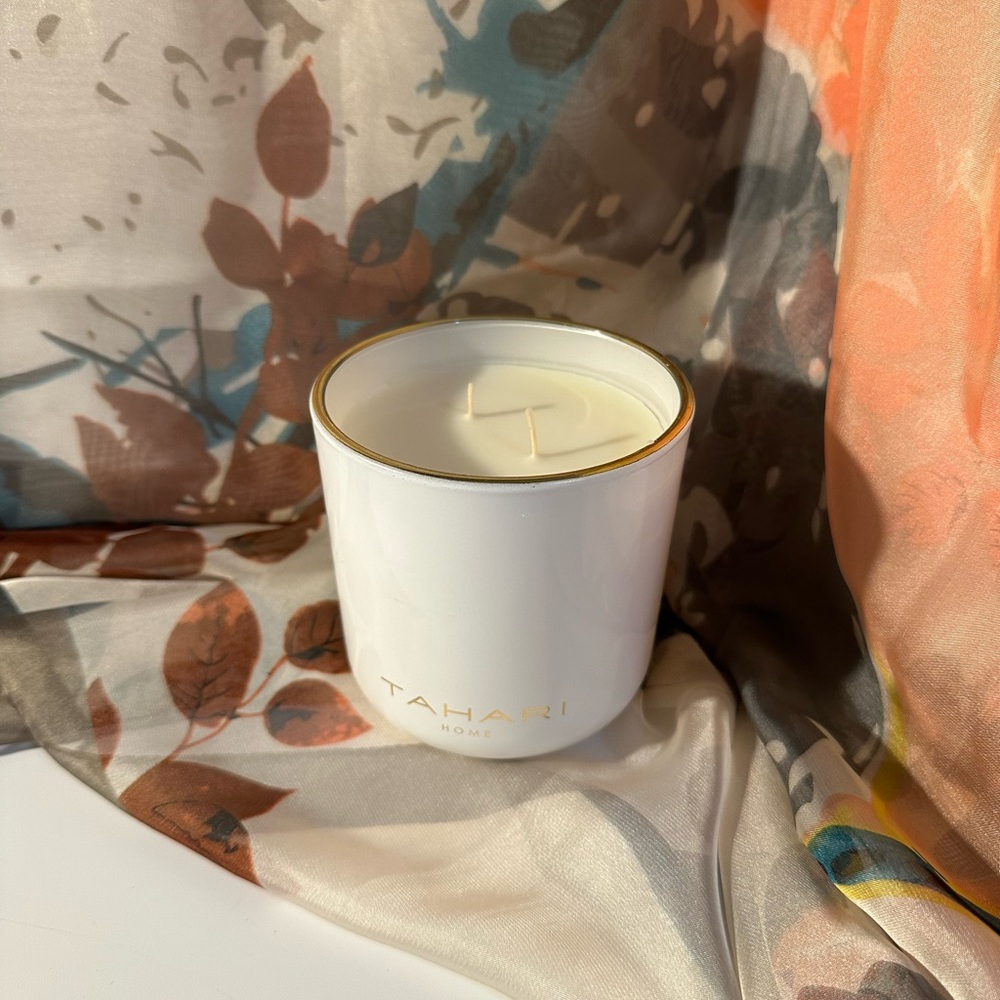 Tahari Home Infatuation Soy Blend Luxury Candle 14oz